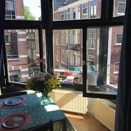 Offered In Center Bed and breakfast Ámsterdam